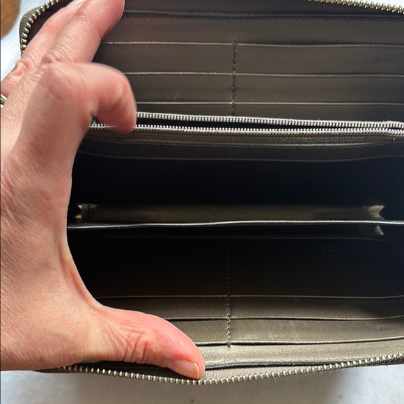 Gucci long Wallet for Women - Picture 9 of 11